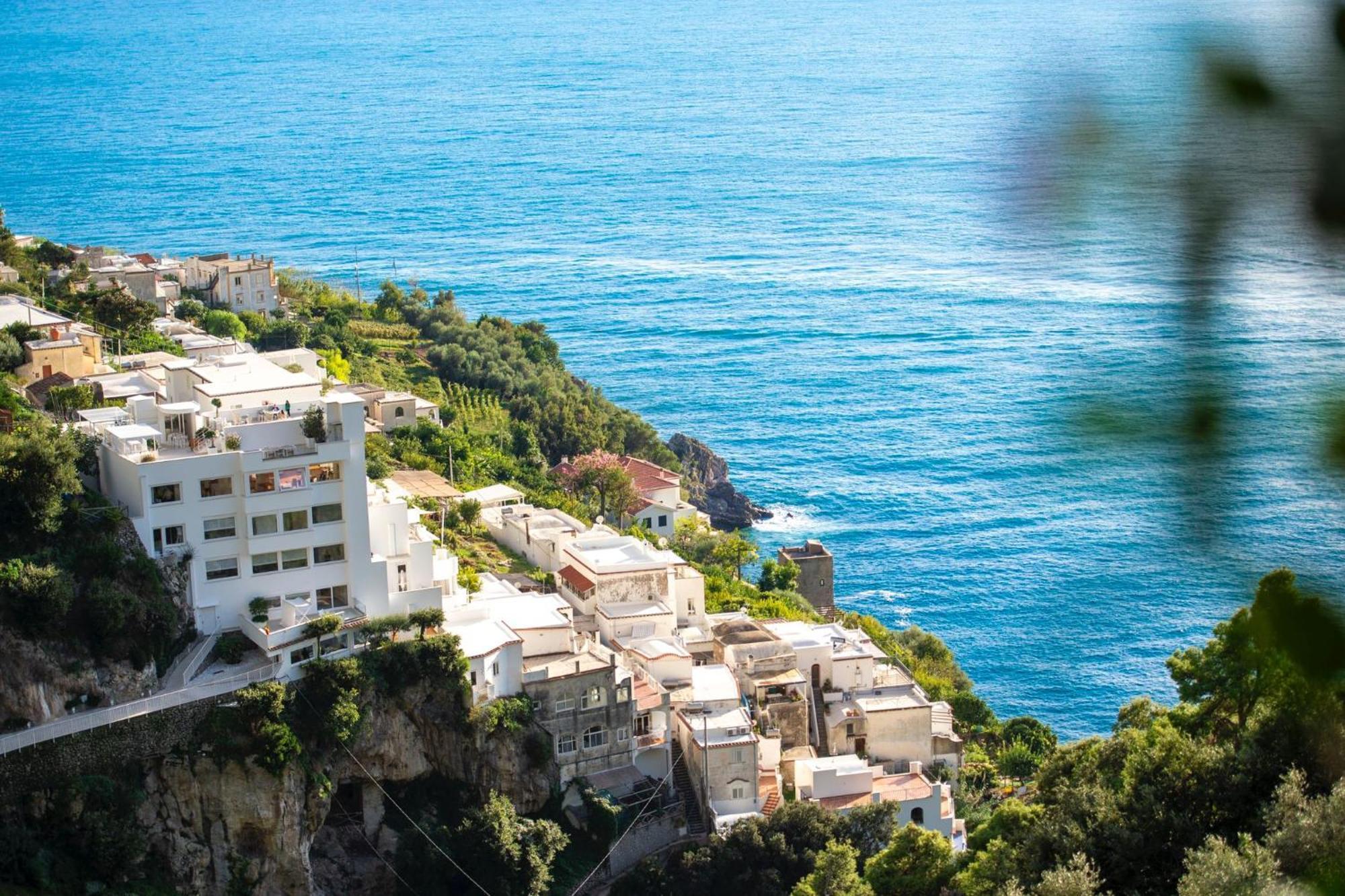 Hotel Pellegrino Praiano Exterior photo